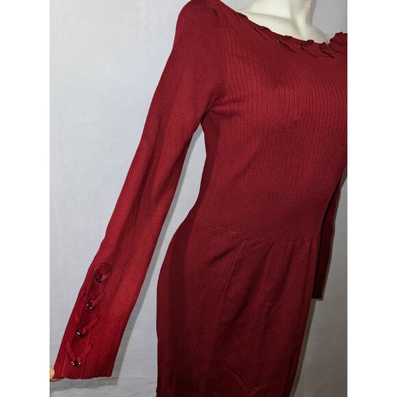 CACHE Women's Size M Burnt Red Knit Bodycon Midi Sweater Dress w/Lacing Trim - Picture 3 of 7